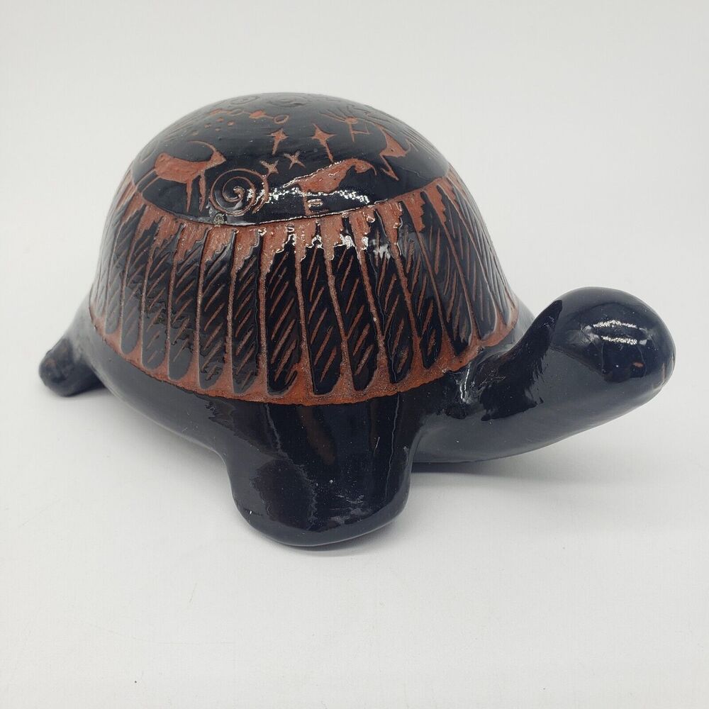 Hand Carved Box Turtle Art Pottery by Navajo Artist - Jackie‎ Hunter CDC Arizona